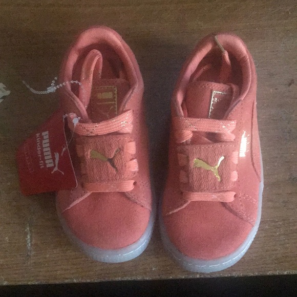 puma shoes clear bottom